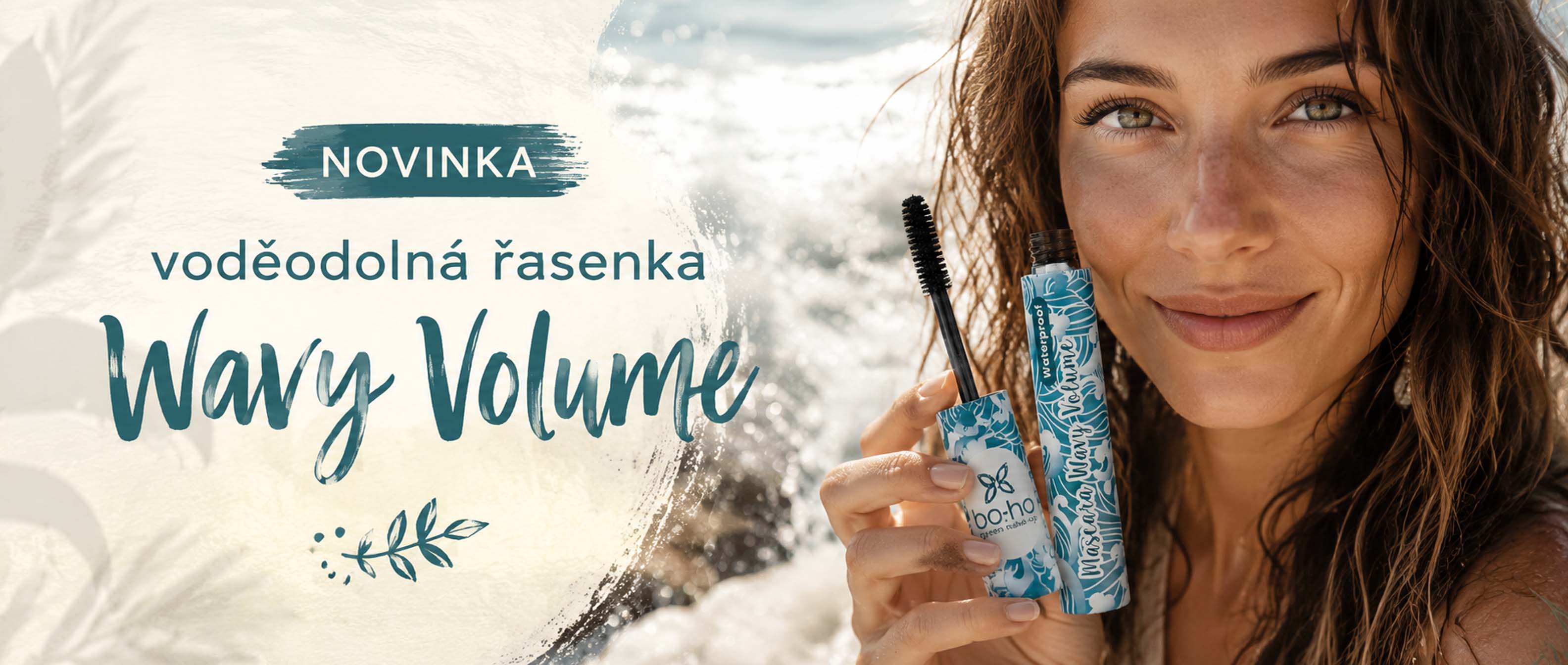 Objevte naše nové přírodní voděodolné řasenky Wavy Volume!